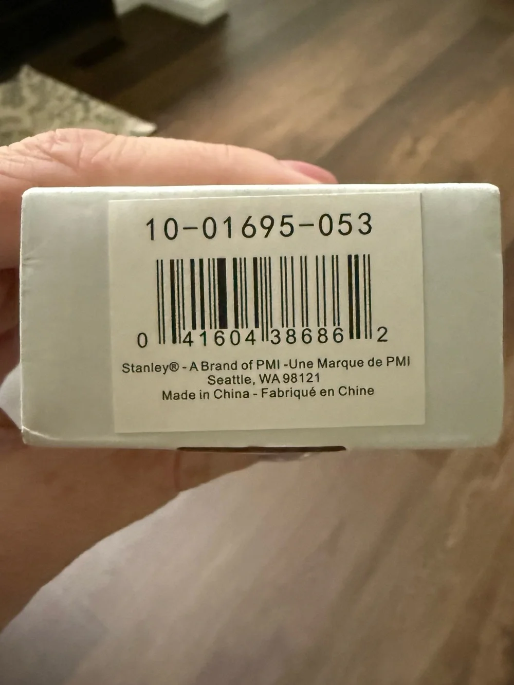 Stanley Cream and Gold Pre-Party Flask Box - Picture 4 of 4